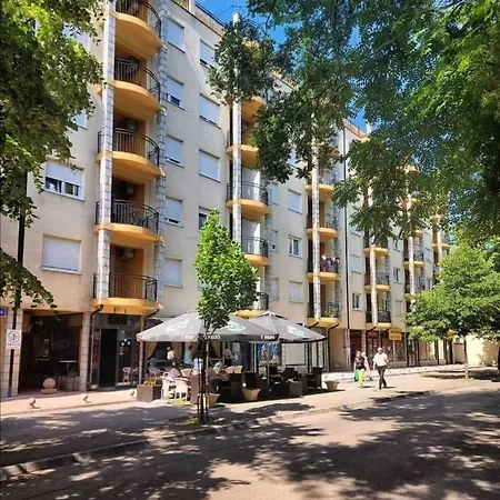 Apartman Niki דירה